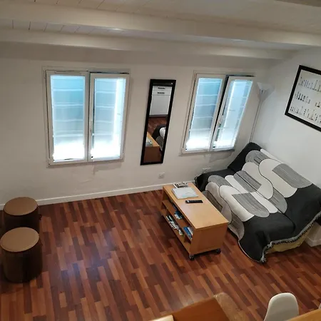 Danae 2 Apartment *